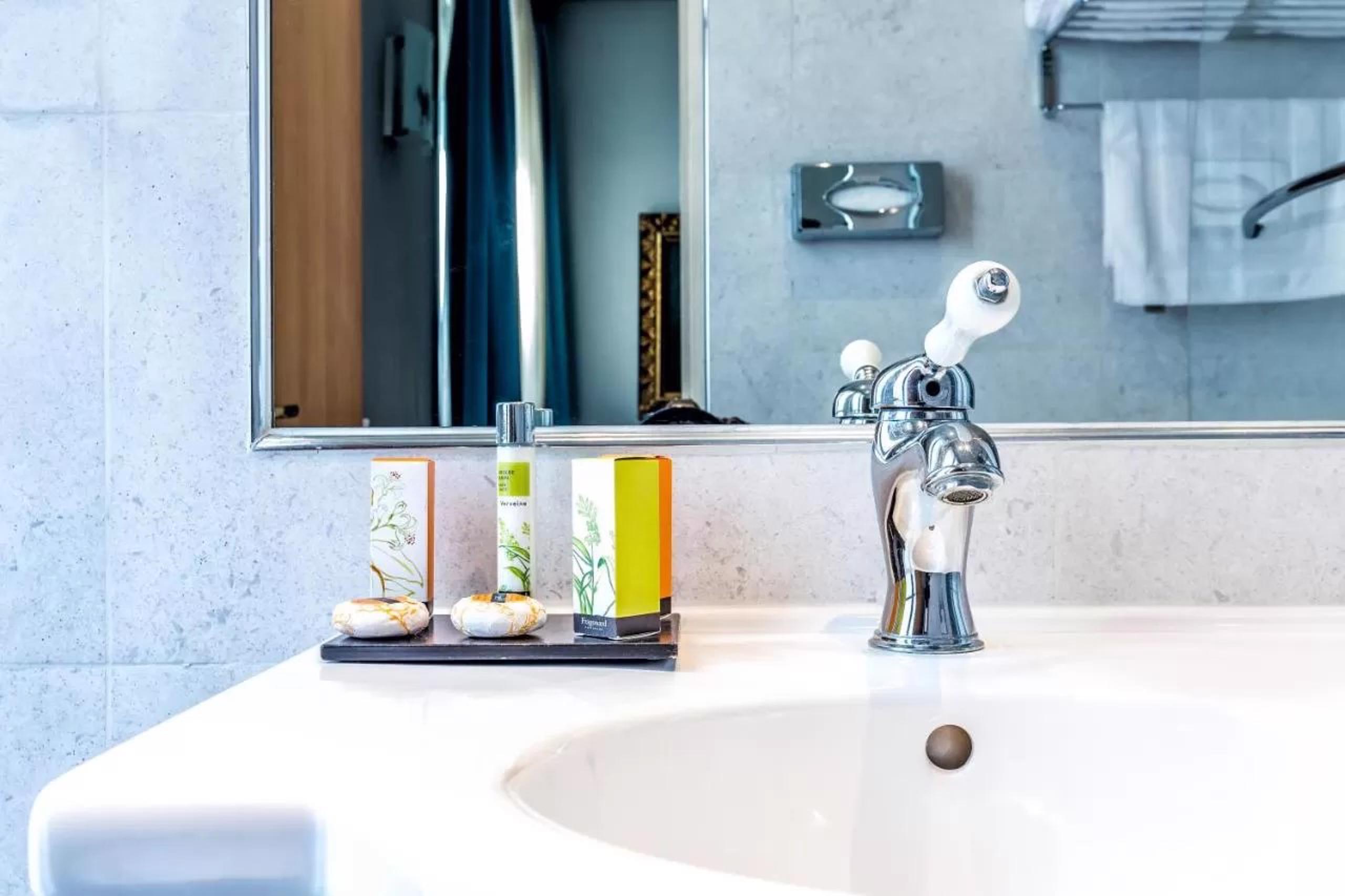 Hotel Regence Paris Luaran gambar
